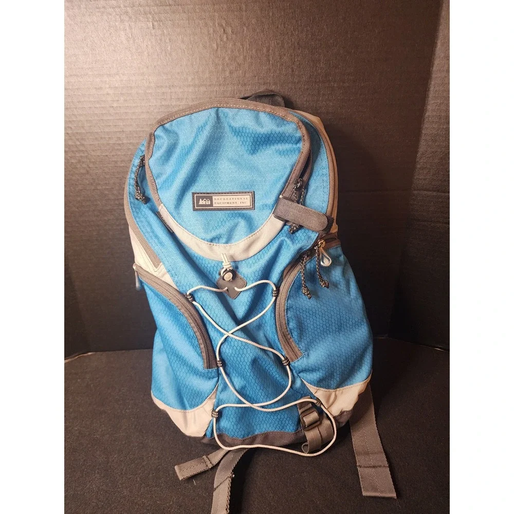 REI Recreational Equipment Inc Hydration Backpack Blue Grey Nalgene Compatible